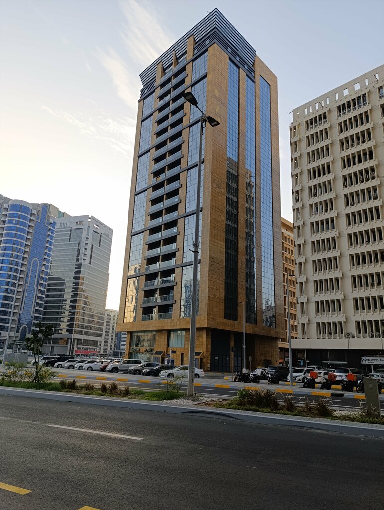 Tower Al Medina Tower, Abu Dhabi, photo