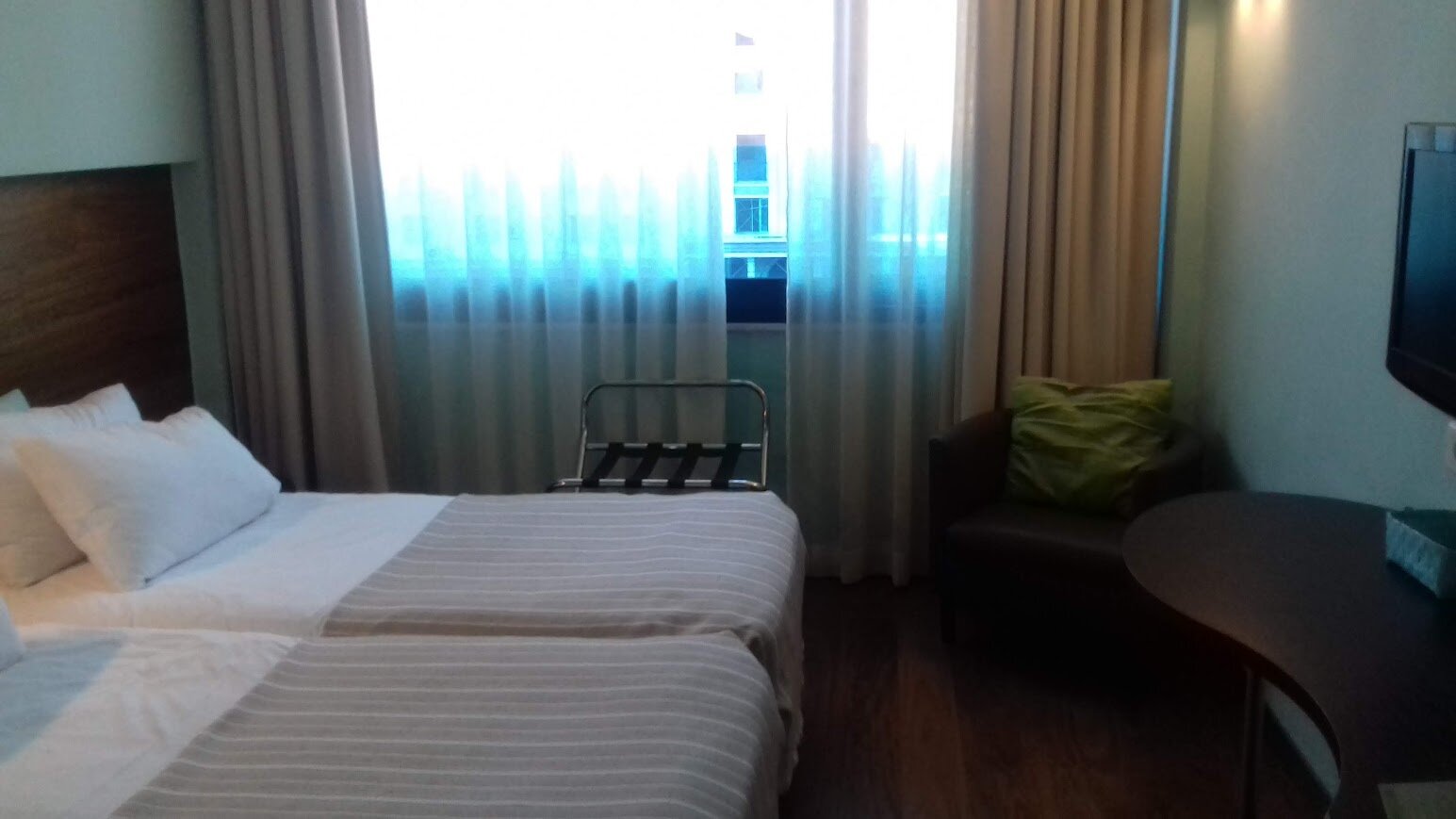 Фото отеля 3