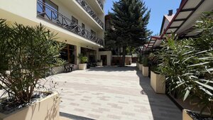 Гостиница Park AV hotel в Ялте