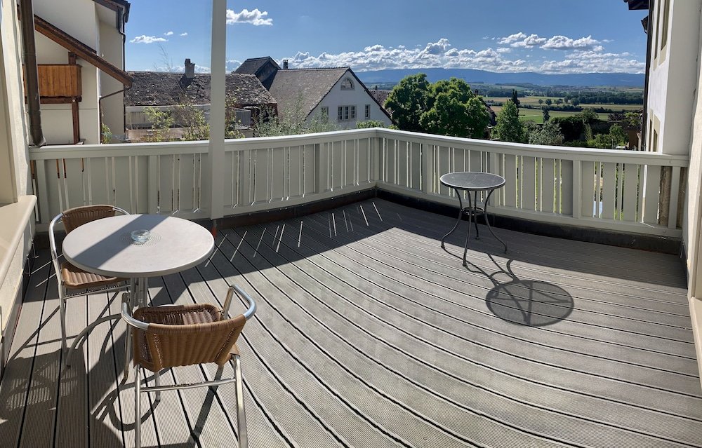 Фото La Couronne