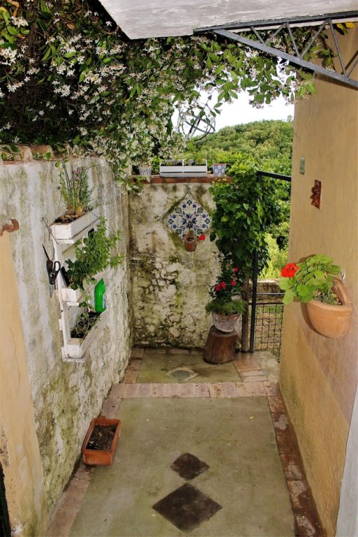 Фото Apartment With one Bedroom in Itri, With Wonderful Mountain View and Furnished Terrace - Near the Beach