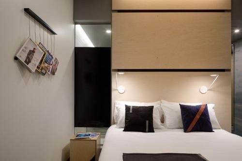 Фото The Source Hotel