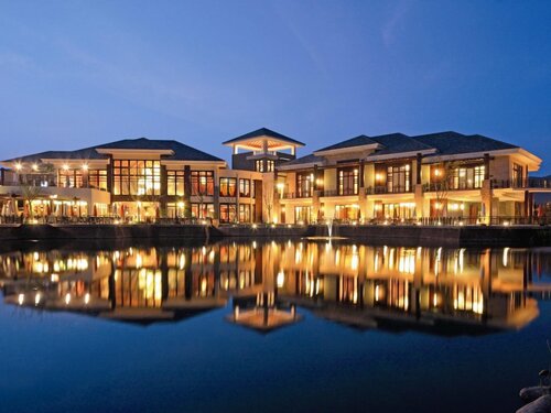 Гостиница Grand Metropark Villa Resort Sanya Yalong Bay в Санье