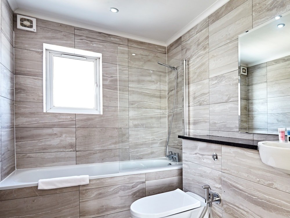 Фото Crawford Suites Serviced Apartments