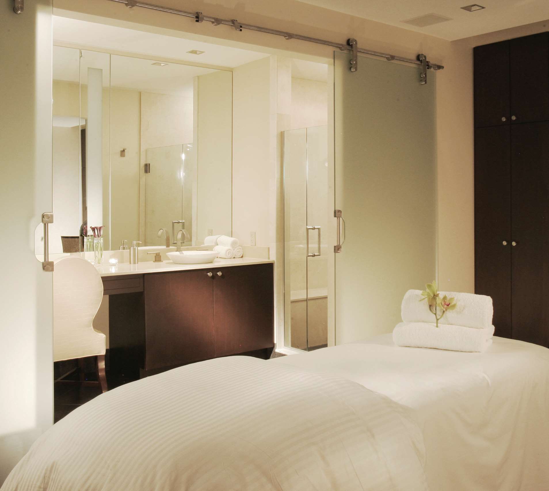 Фото The Roosevelt New Orleans, A Waldorf Astoria Hotel