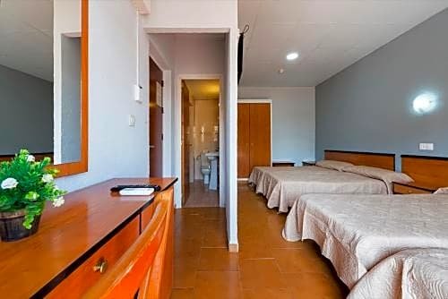 Фото Marisol Hotel