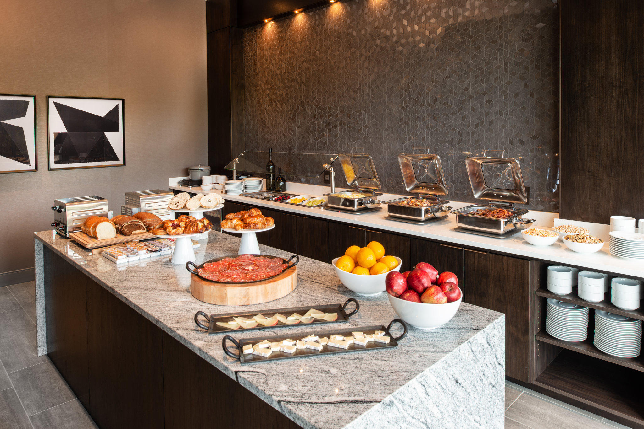 Фото Holiday Inn Boston Logan Airport - Chelsea, an Ihg Hotel