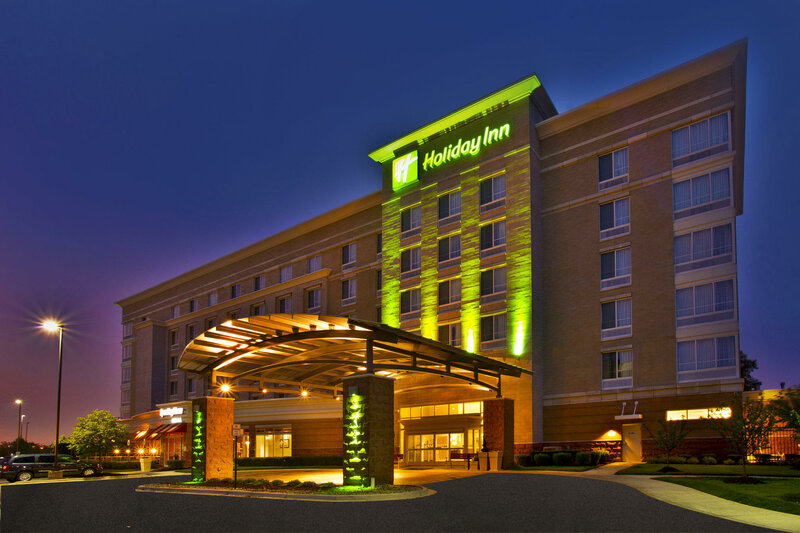 Гостиница Holiday Inn Detroit Metro Airport, an Ihg Hotel