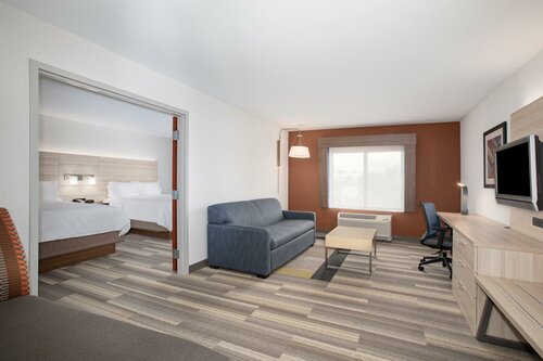 Гостиница Holiday Inn Express and Suites Ontario Airport, an Ihg Hotel в Онтарио