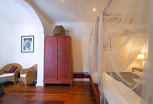 Фото The Belle Rive Boutique Hotel