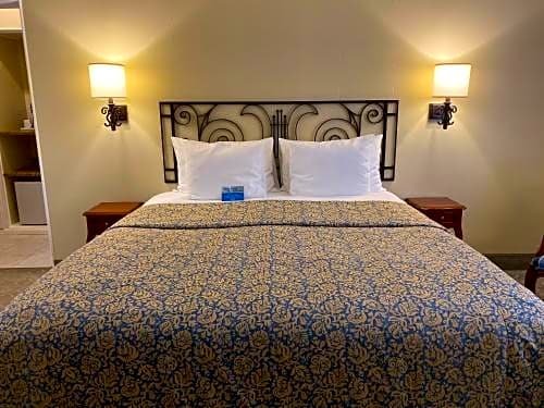 Фото Normandy Inn