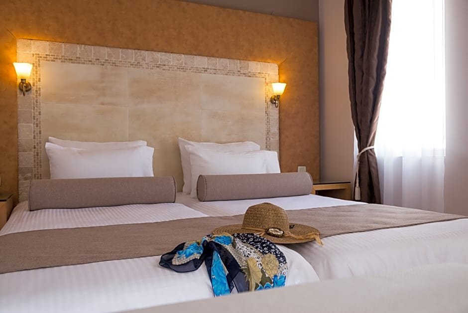 Фото Athina Palace