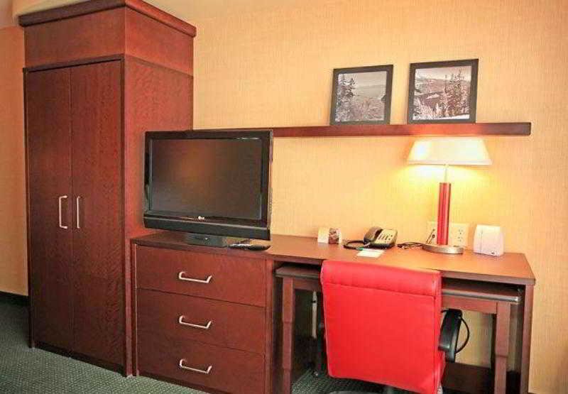 Фото Courtyard by Marriott Carson City