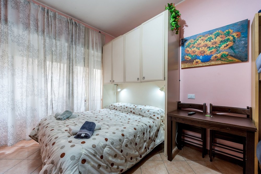 Фото Vatican Rose