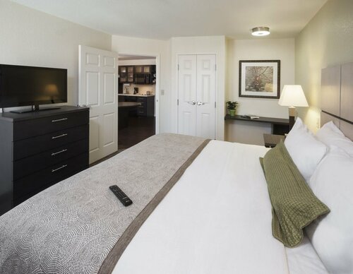 Гостиница Candlewood Suites San Antonio Nw Medical Center во Флоренции