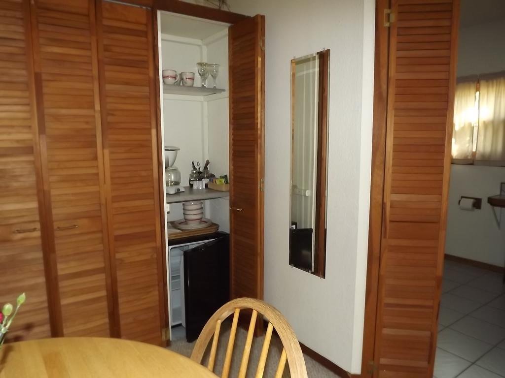 Фото Backyard Garden Oasis