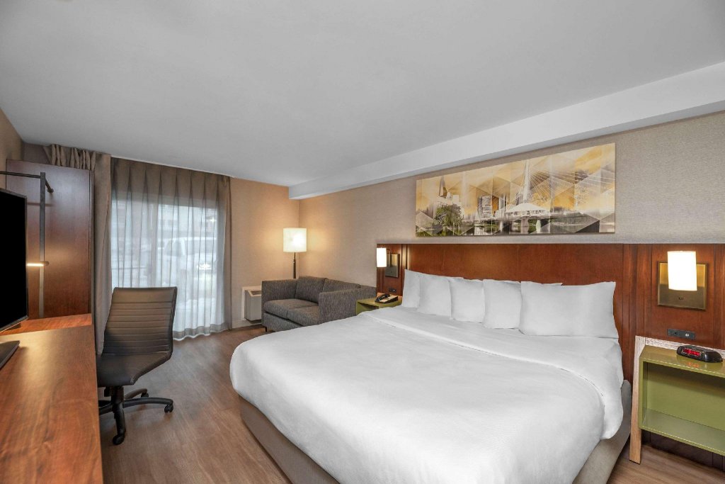 Фото Comfort Inn Cambridge