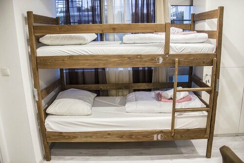 Гостиница Hostel Poolside в Загребской жупании