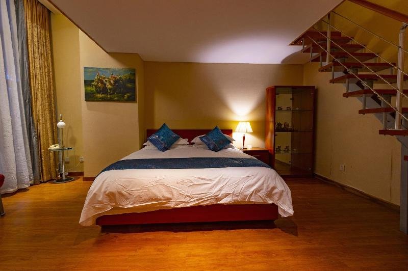 Фото Hangzhou Eastern Golden Plaza Apartment