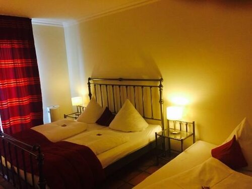 Гостиница Akazienhof Hotel & Brauhaus в Кёльне