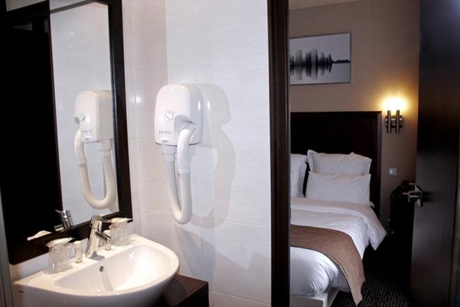 Фото Grand Hotel Francais