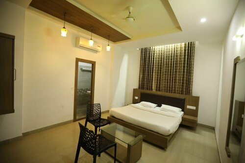 Гостиница Hotel J M D Palace в Удайпуре