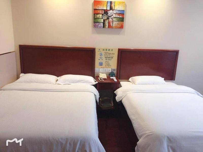 Фото GreenTree Inn Qingdao Jiaozhou Fuzhou South Road Datong Building Express Hotel