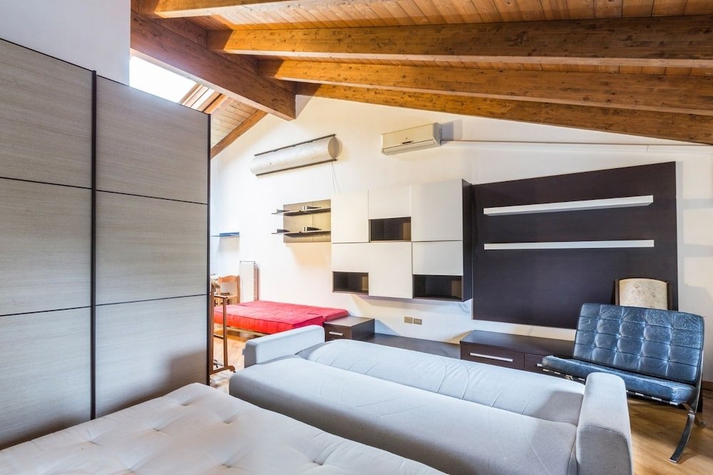 Фото Appartamento Emilia Levante 2