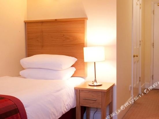 Фото Goodenough Club