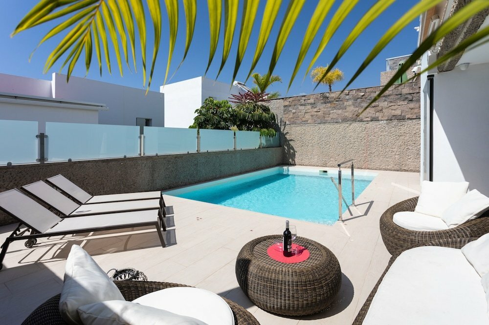 Hotel Villa Bkm, Canary Islands, photo