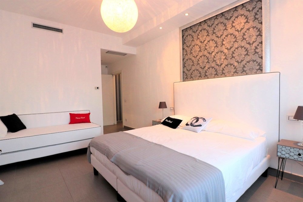 Фото Maison Chanel