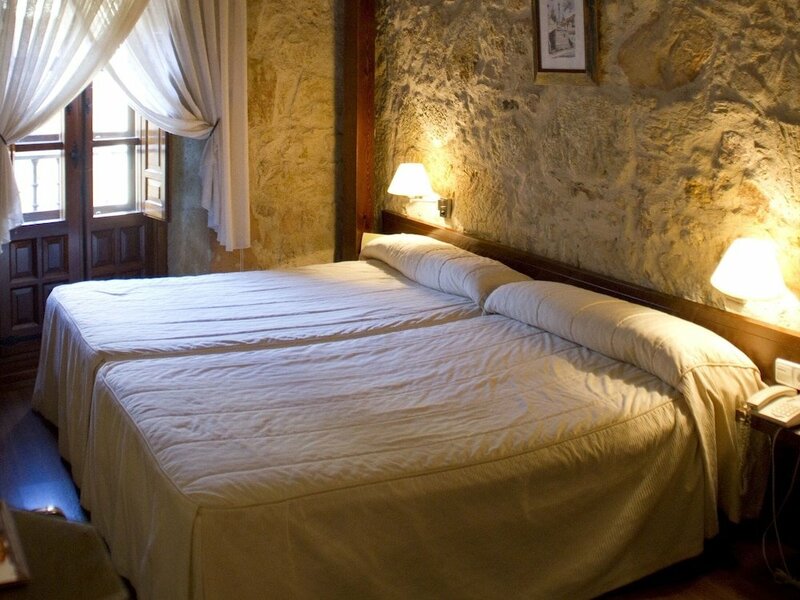 Гостиница Microtel Placentinos