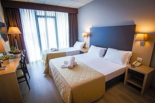 Фото Tuscany Inn