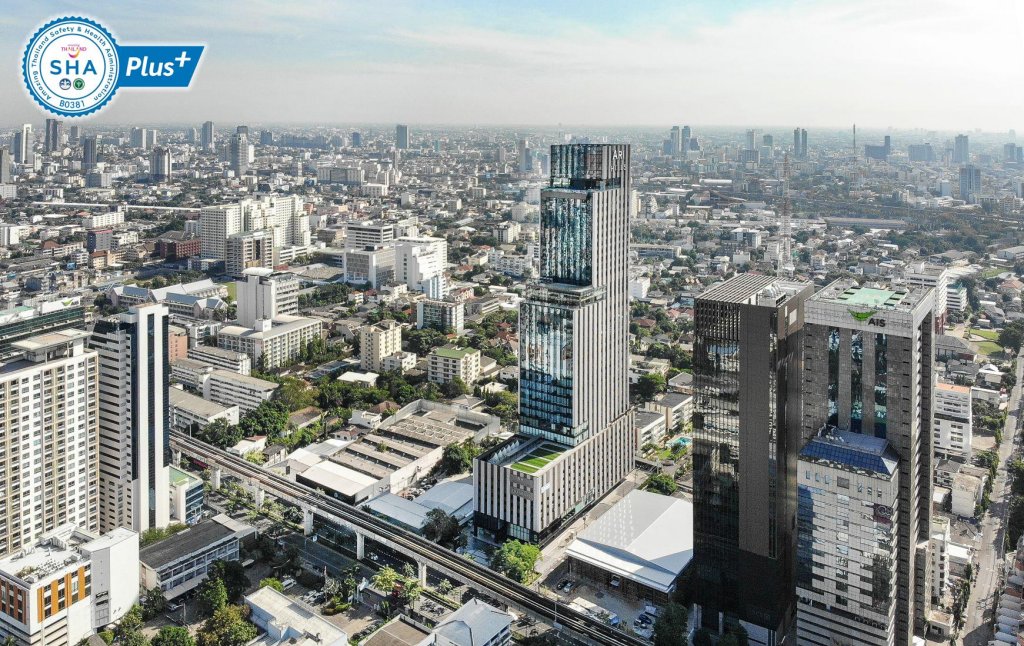 Фото The Quarter Ari by UHG