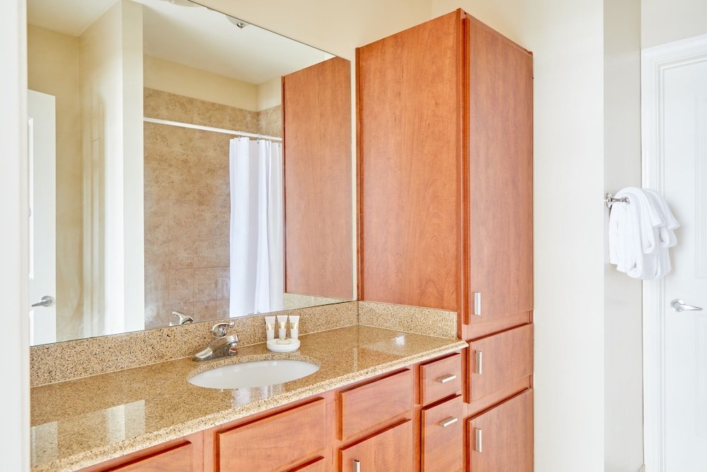 Фото Sonder Lafayette Square