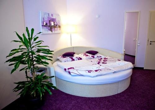 Фото Granada Konferencia Wellness Sport Hotel