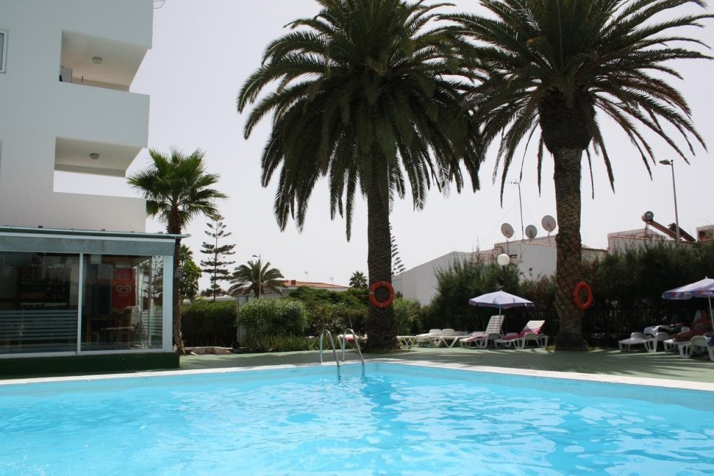 Фото Apartamentos Roca Verde - Playa del Inglés