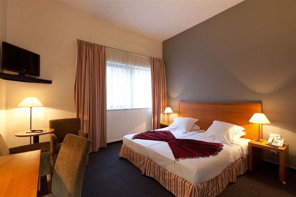 Фото Ghent River Hotel