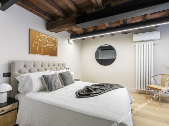 Фото Trastevere Roomy Apartment