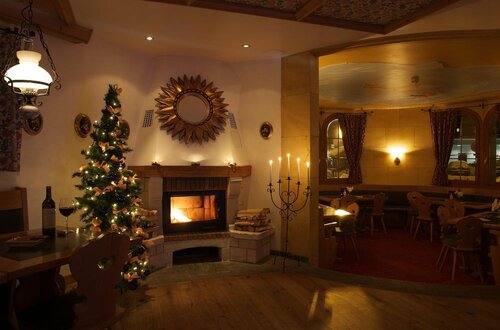 Внешний вид отеля Turmhotel Victoria в Давосе, фото 5