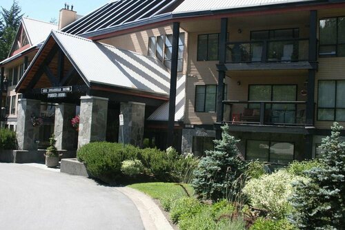 Гостиница Whistler Blackcomb Vr at Powderhorn в Уистлере