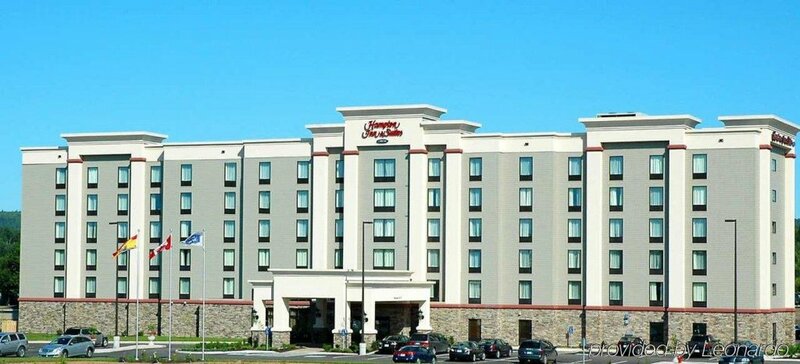 Гостиница Hampton Inn & Suites by Hilton Moncton в Монктоне