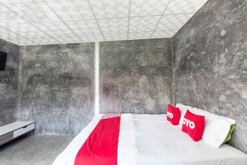 Фото Oyo 75359 Thaiburi Thara Resort