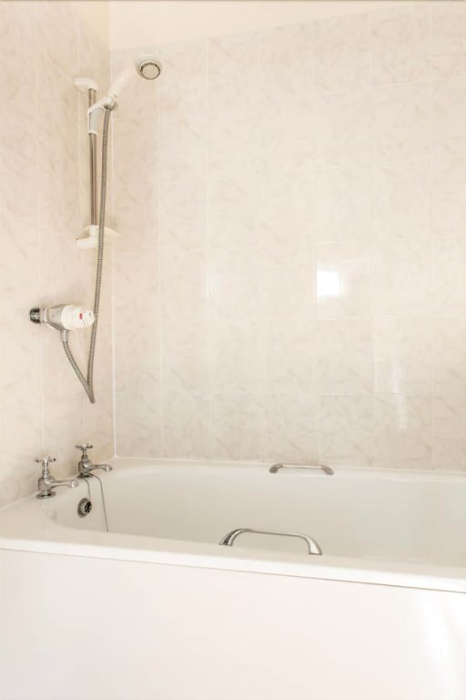 Фото Retro Castle Retreat 2bed