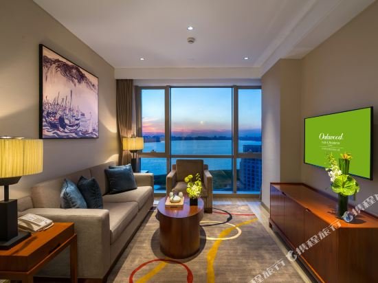Фото Oakwood Hotel & Residence Suzhou