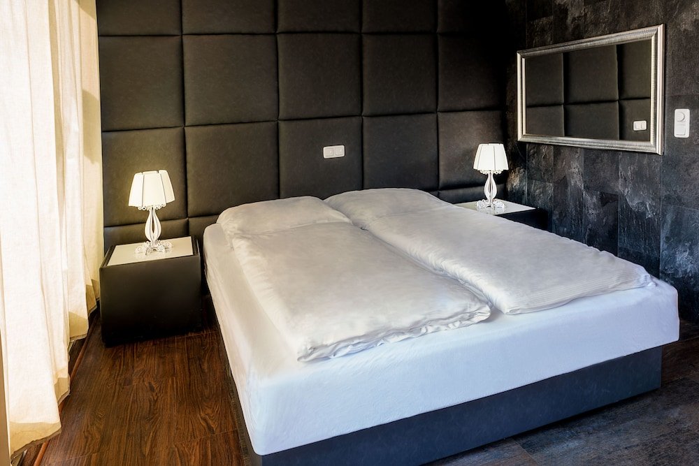 Фото Hotel SleepInn Volkspark - Adult Only