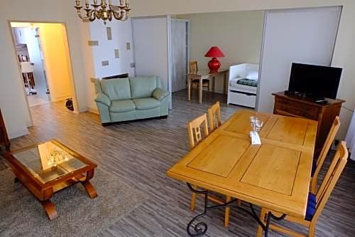 Фото Hôtel-Restaurant du Soleil Levant