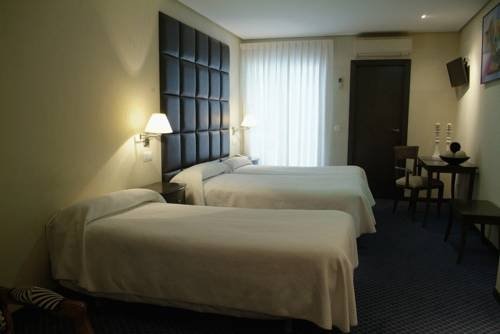 Фото Hotel Benetússer