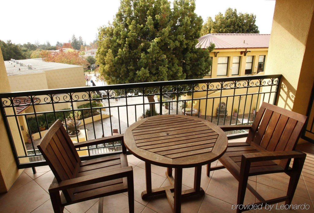 Фото Crowne Plaza Cabana, Palo Alto, an Ihg Hotel
