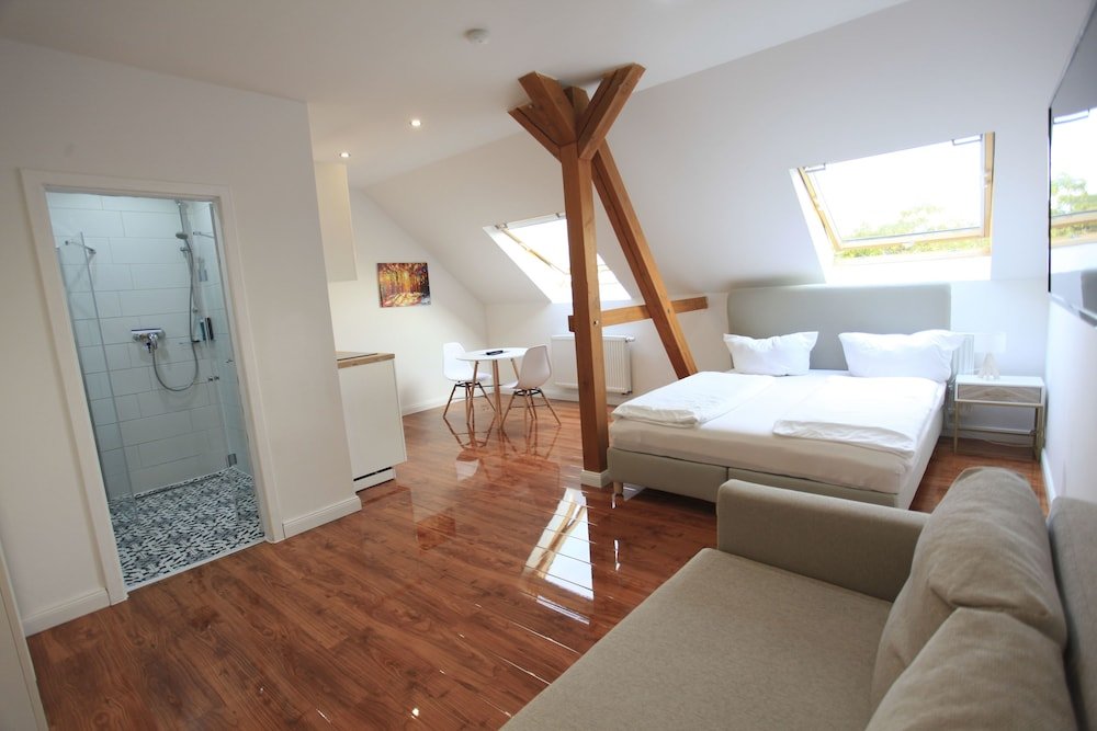 Фото Zollikof Aparts - Sauna & Studioapartments